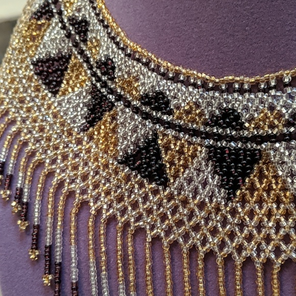 Hand beaded gorgeous necklace - Picture 2 of 2